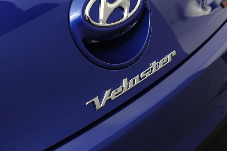  Hyundai Veloster Turbo R-Spec 2014 года  (фото 28 из 40)